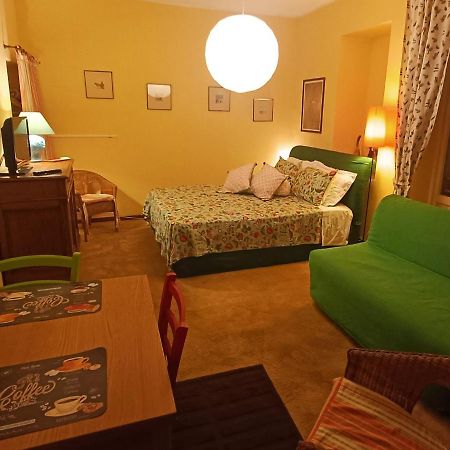 Homesweethome 데르비오 외부 사진